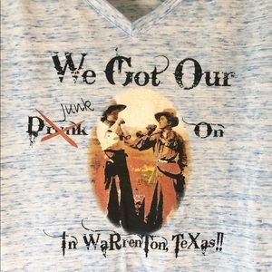 Junkin’ in Warrenton Texas, the fields near Round top Texas V neck T-shirt